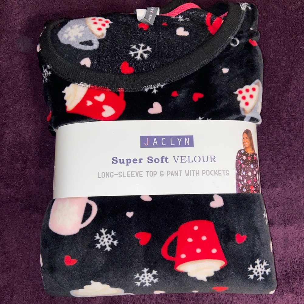 Womens Fleece Christmas Pajama Set